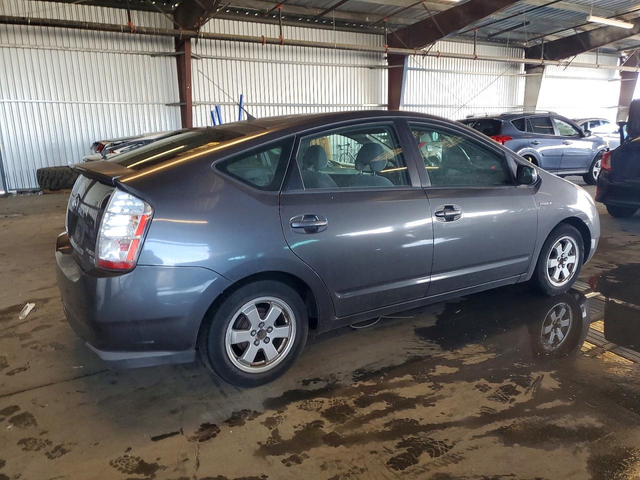 2009 TOYOTA PRIUS photo 3