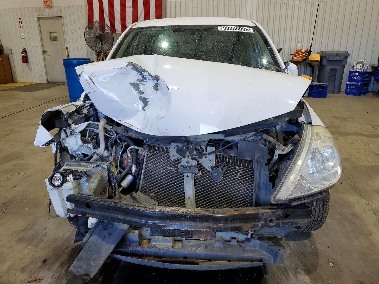 2012 NISSAN VERSA S photo 5