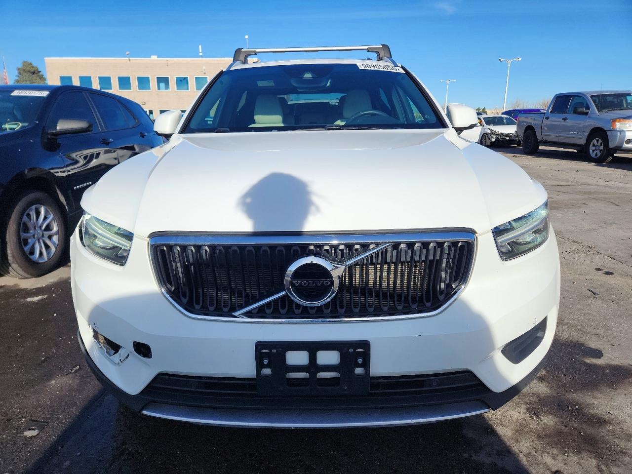 2020 VOLVO XC40 T5 MOMENTUM photo 5