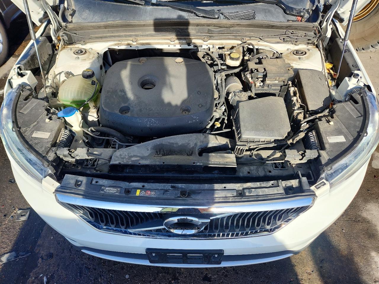 2020 VOLVO XC40 T5 MOMENTUM photo 12