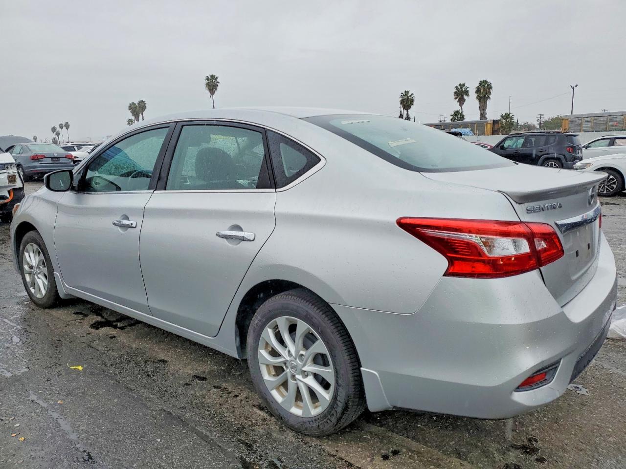2017 NISSAN SENTRA S photo 3