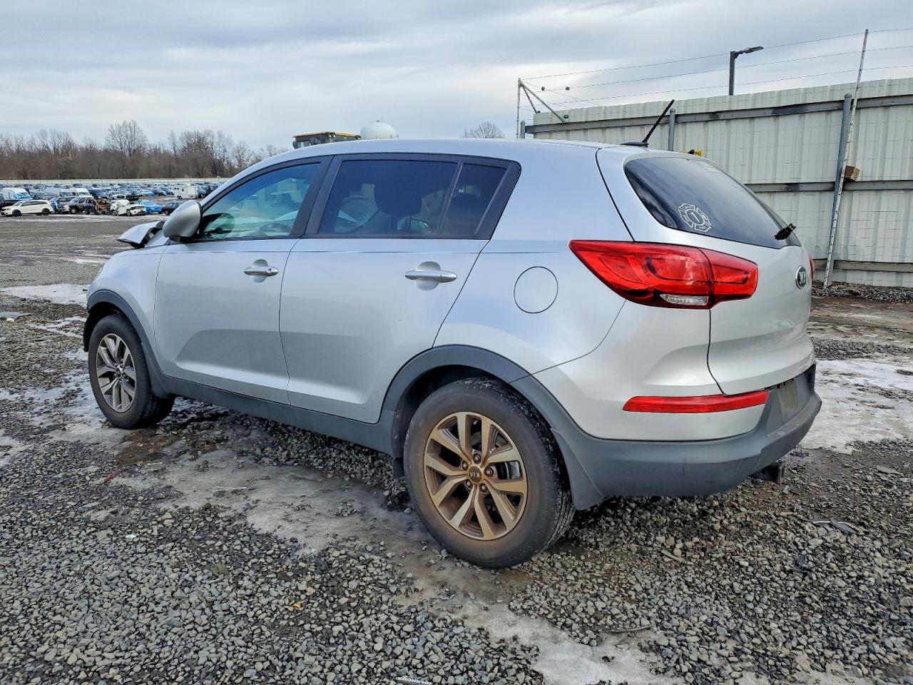 2016 KIA SPORTAGE LX photo 2