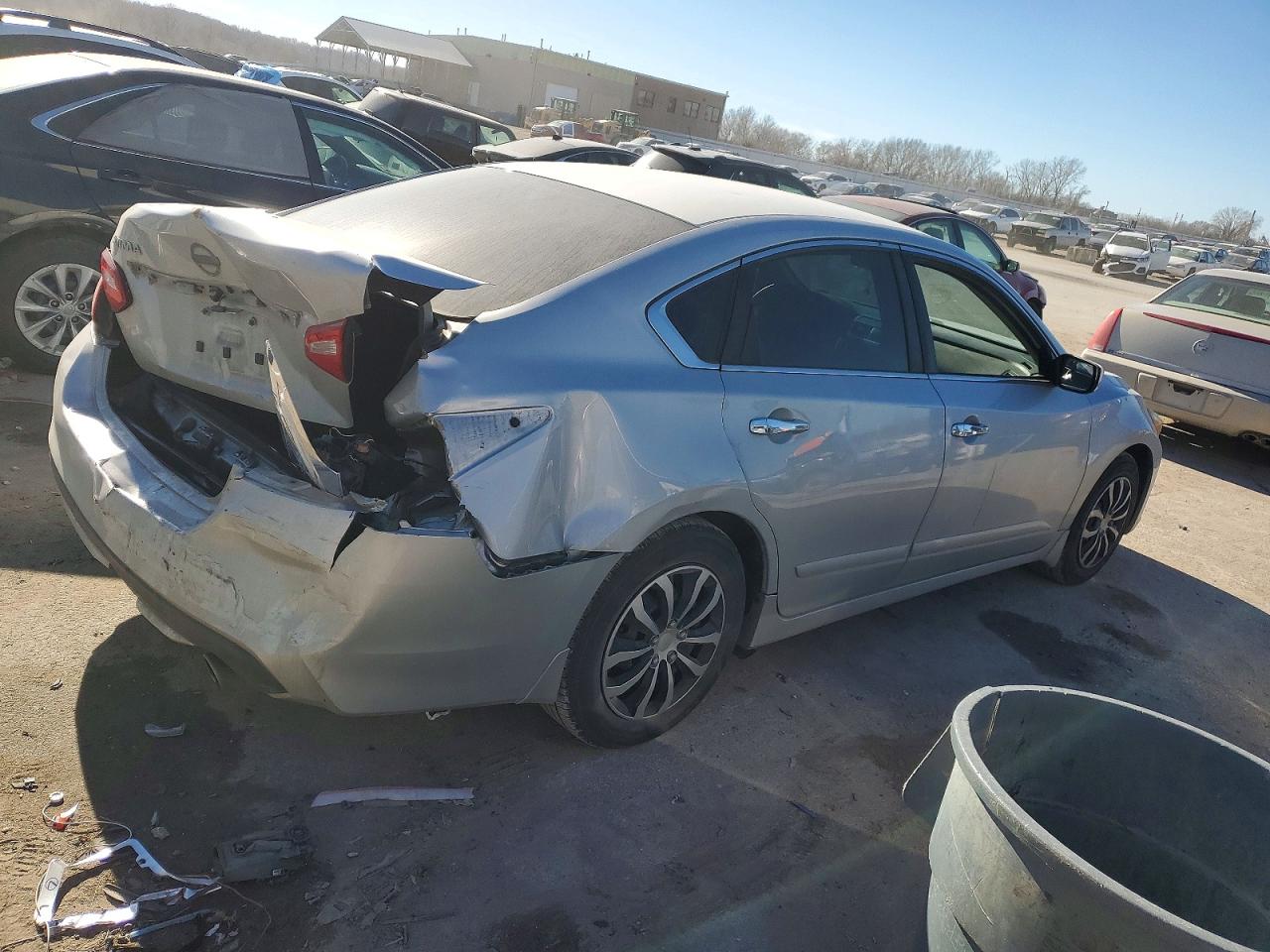 2017 NISSAN ALTIMA 2.5 photo 3