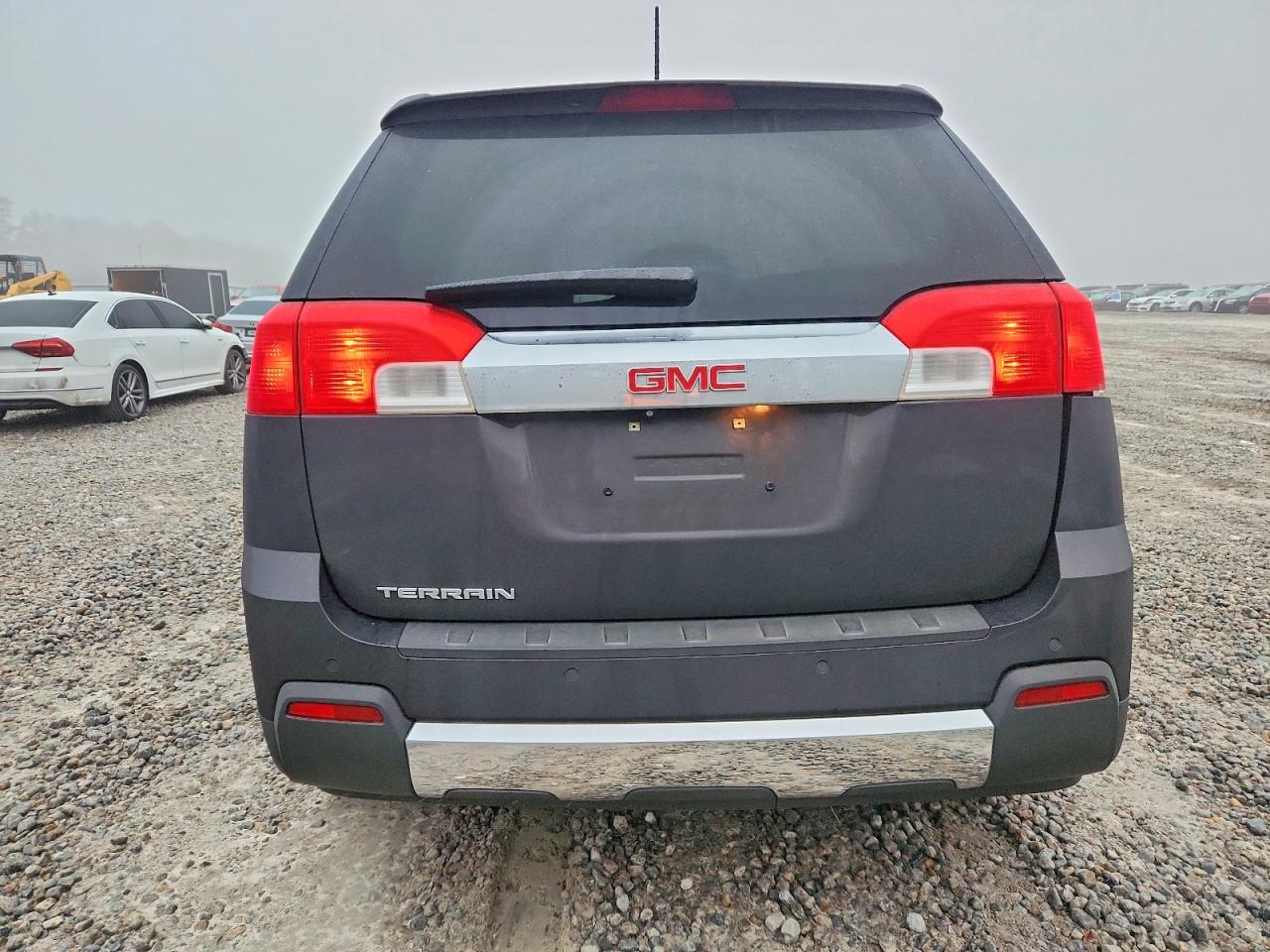 2015 GMC TERRAIN SLT photo 6
