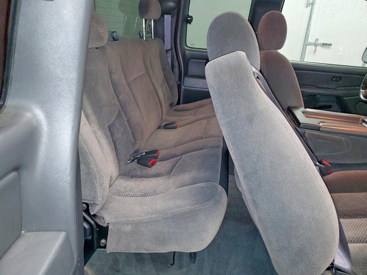 2005 CHEVROLET SILVERADO K1500 photo 10