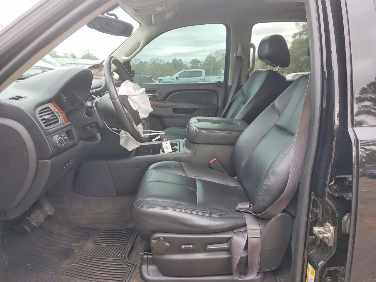 2013 CHEVROLET TAHOE C1500 LT photo 7