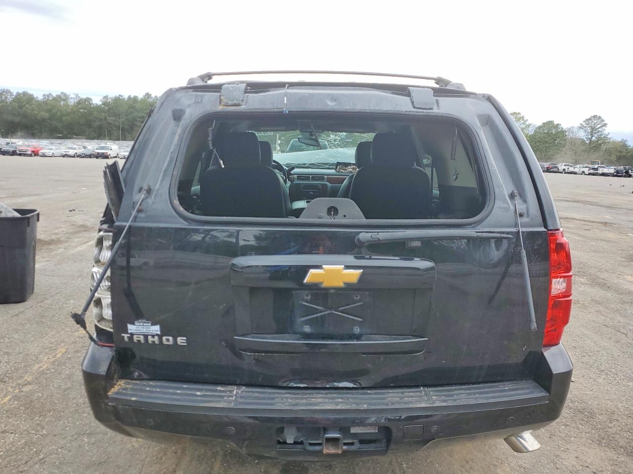 2013 CHEVROLET TAHOE C1500 LT photo 6