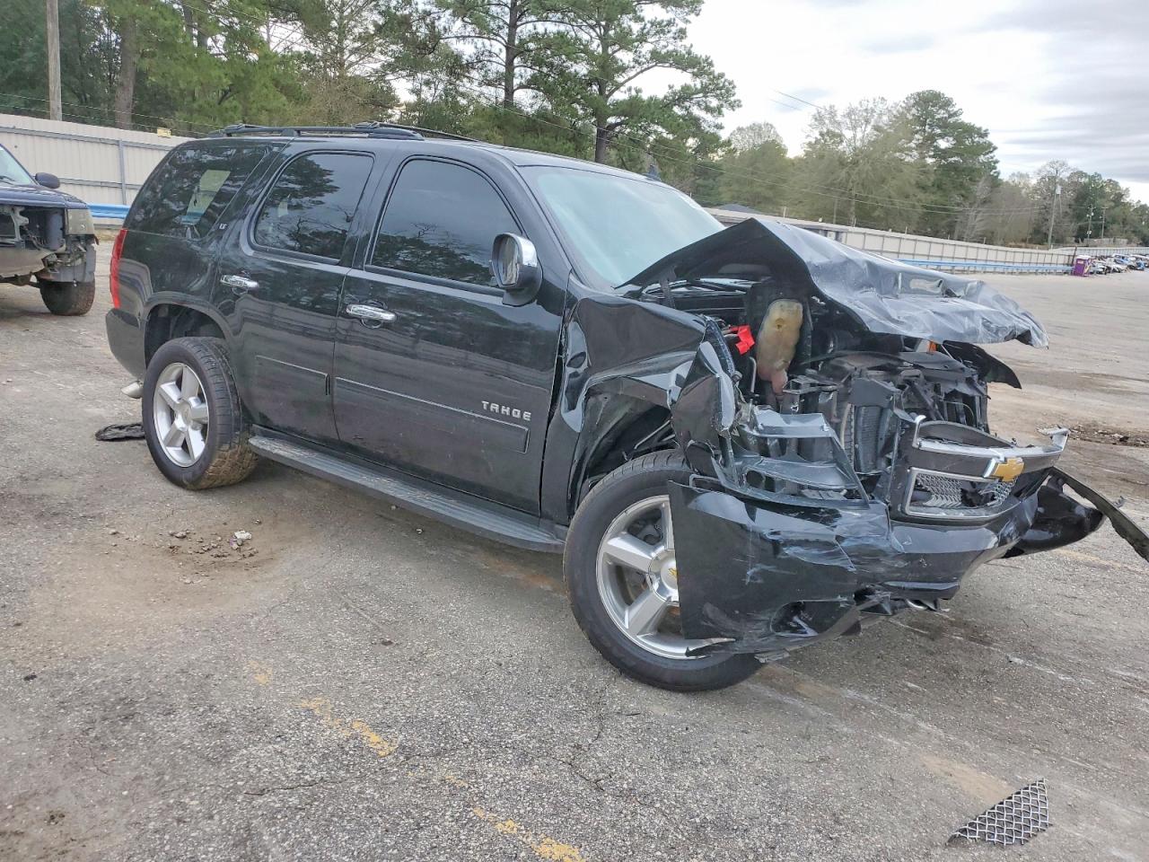 2013 CHEVROLET TAHOE C1500 LT photo 4