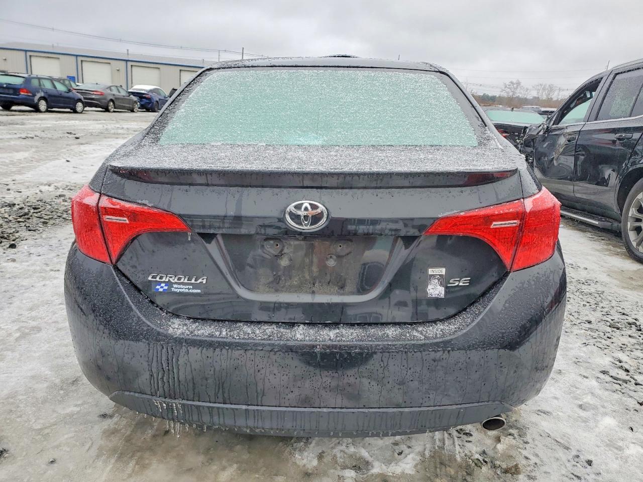2018 TOYOTA COROLLA SE photo 11