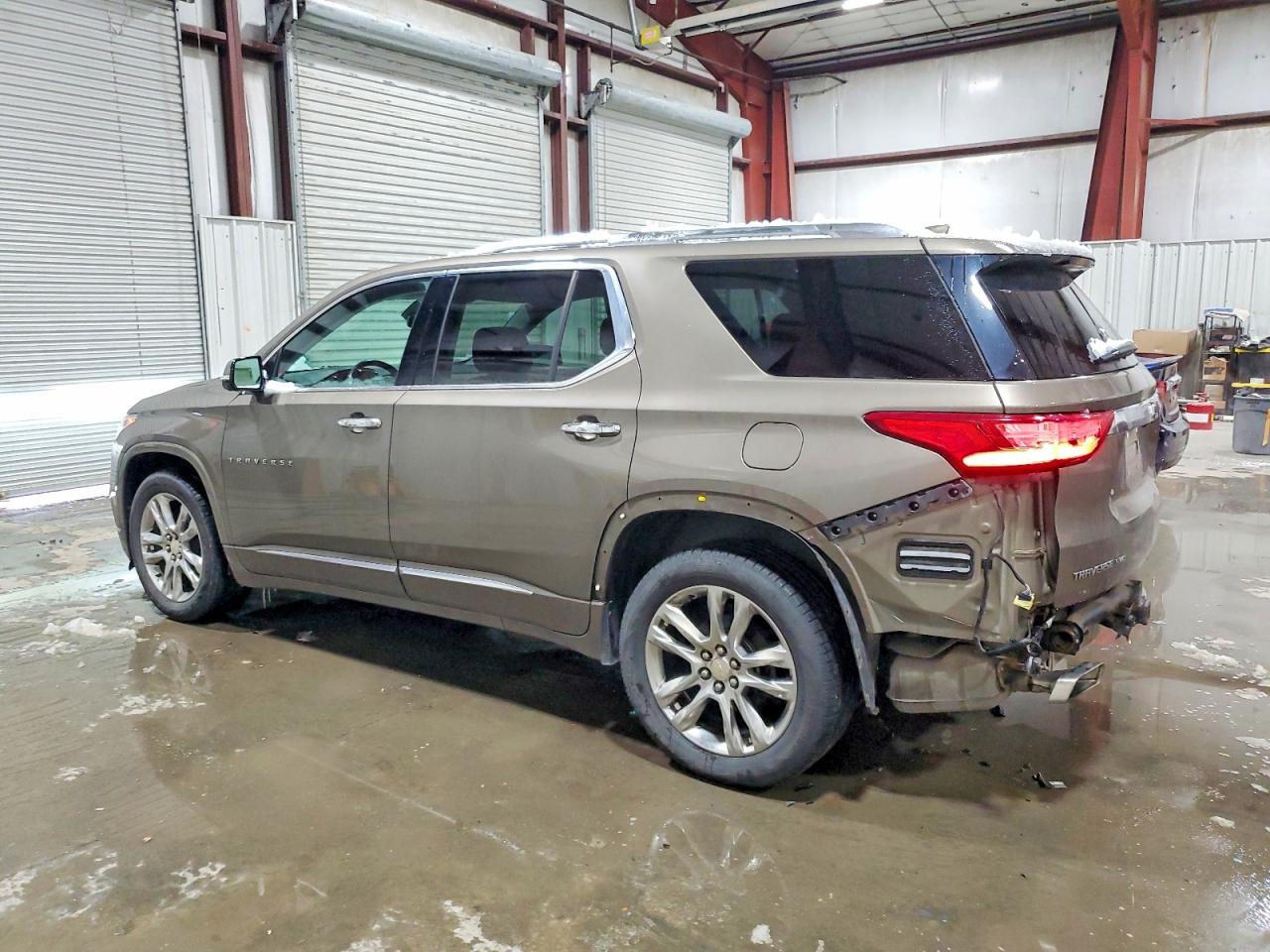 2020 CHEVROLET TRAVERSE HIGH COUNTRY photo 2