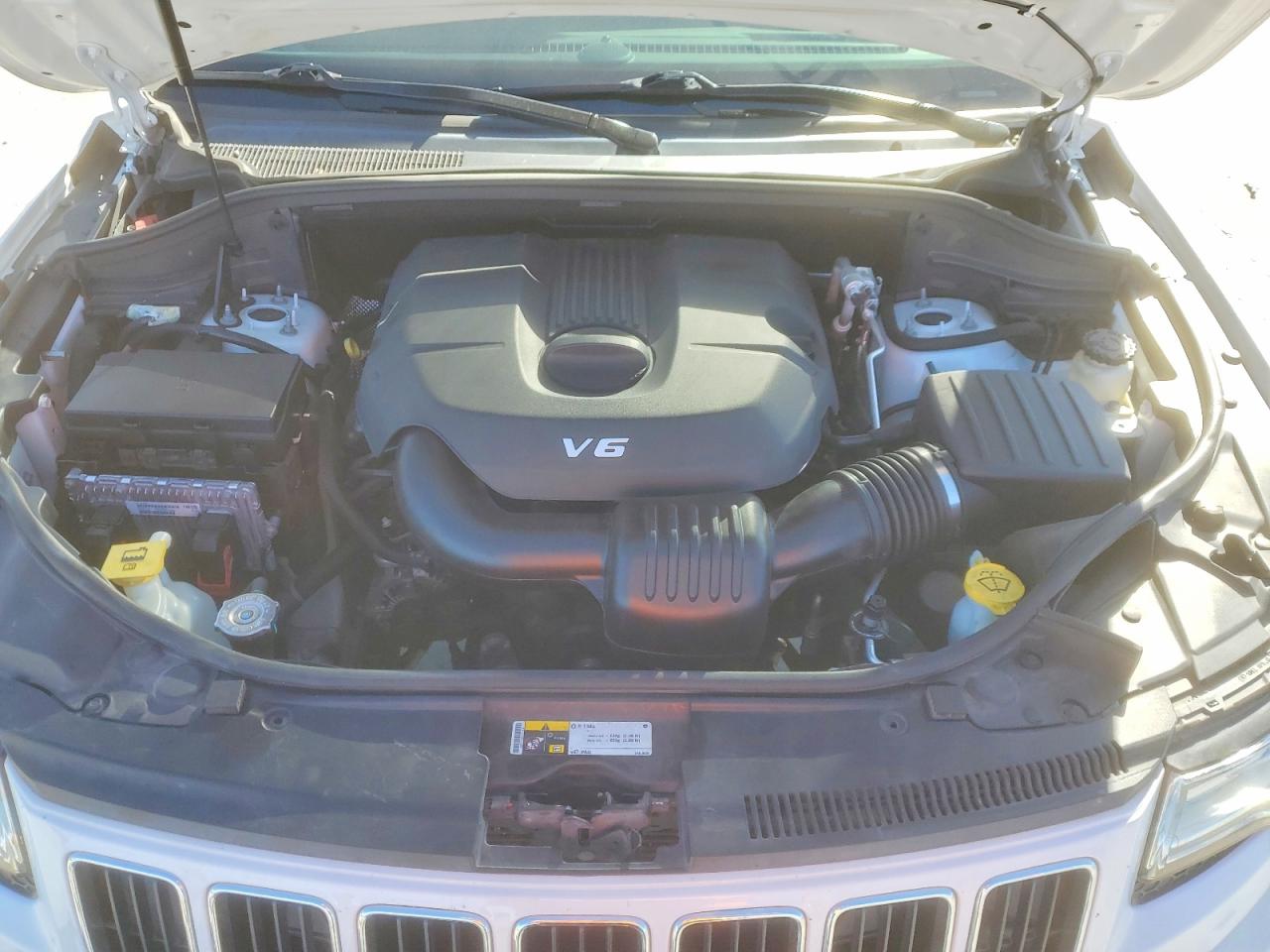 2014 JEEP GRAND CHEROKEE LIMITED photo 12