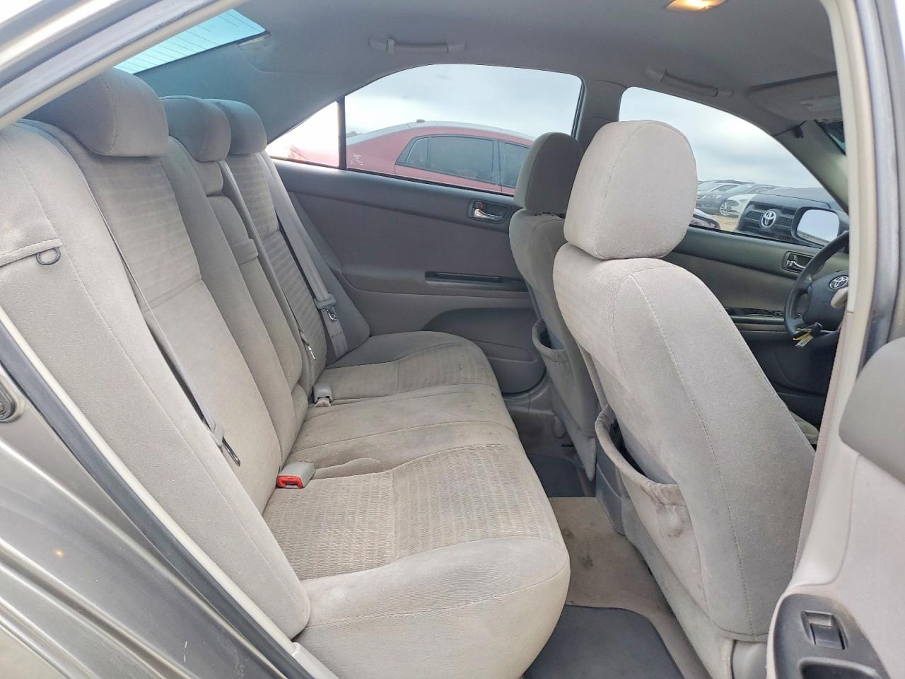 2005 TOYOTA CAMRY LE photo 10