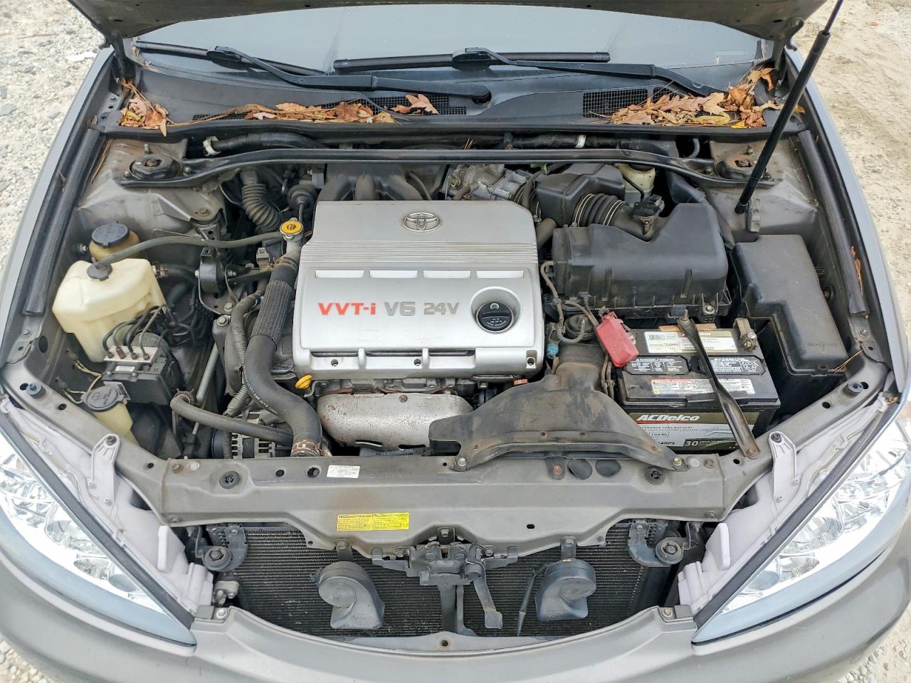 2005 TOYOTA CAMRY LE photo 11