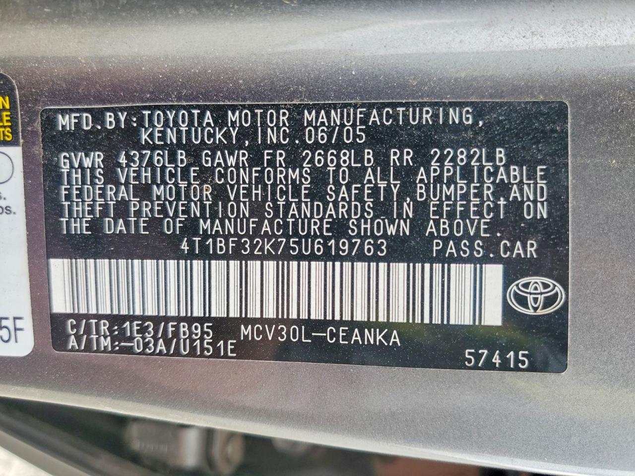 2005 TOYOTA CAMRY LE photo 12
