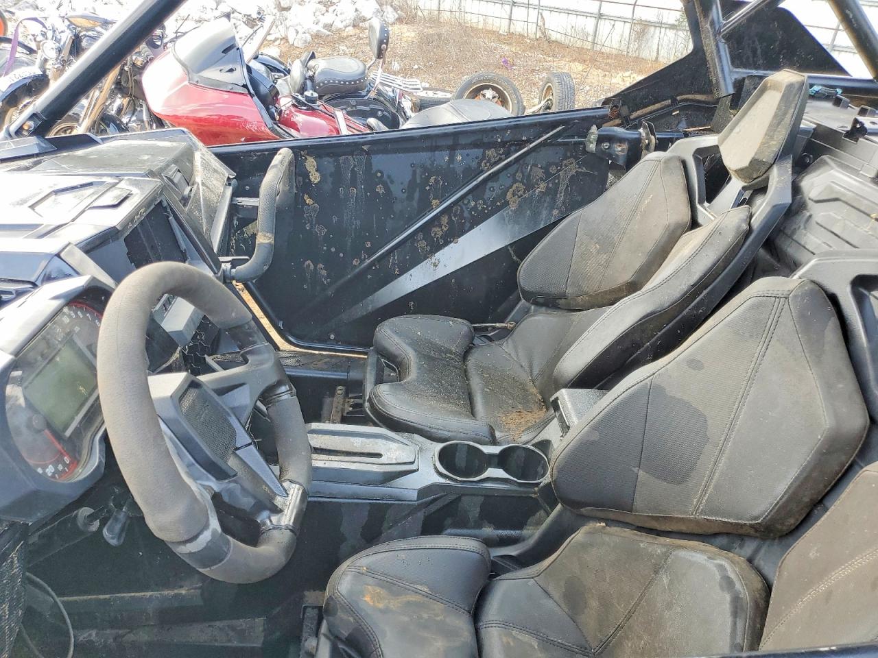 2022 POLARIS RZR UTILITY VEHICLE photo 9