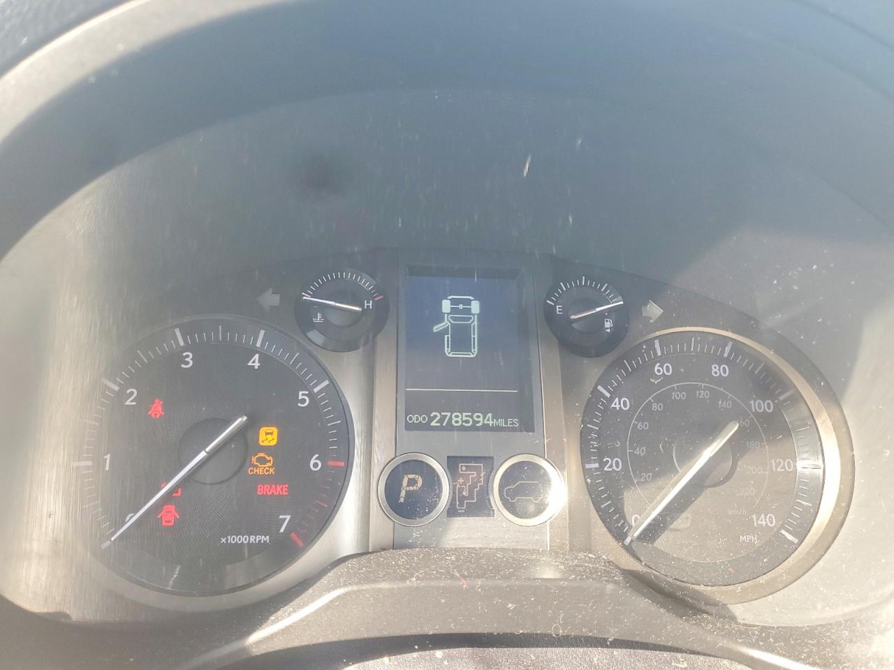 2011 LEXUS GX 460 photo 9