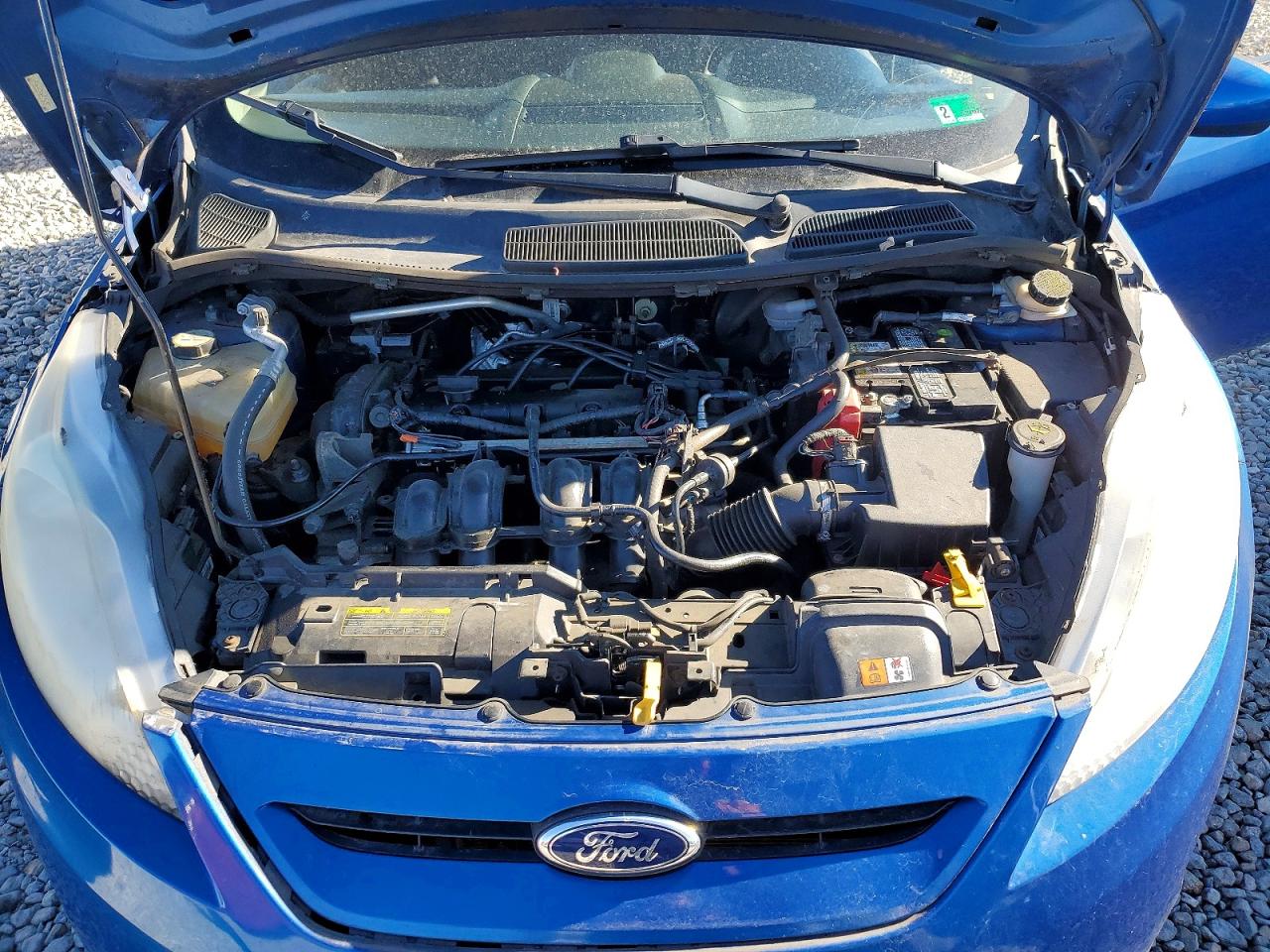 2011 FORD FIESTA SE photo 11