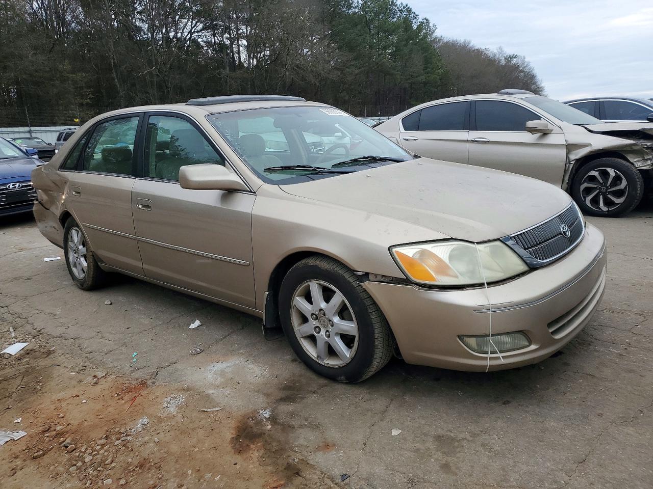 2002 TOYOTA AVALON XL photo 7
