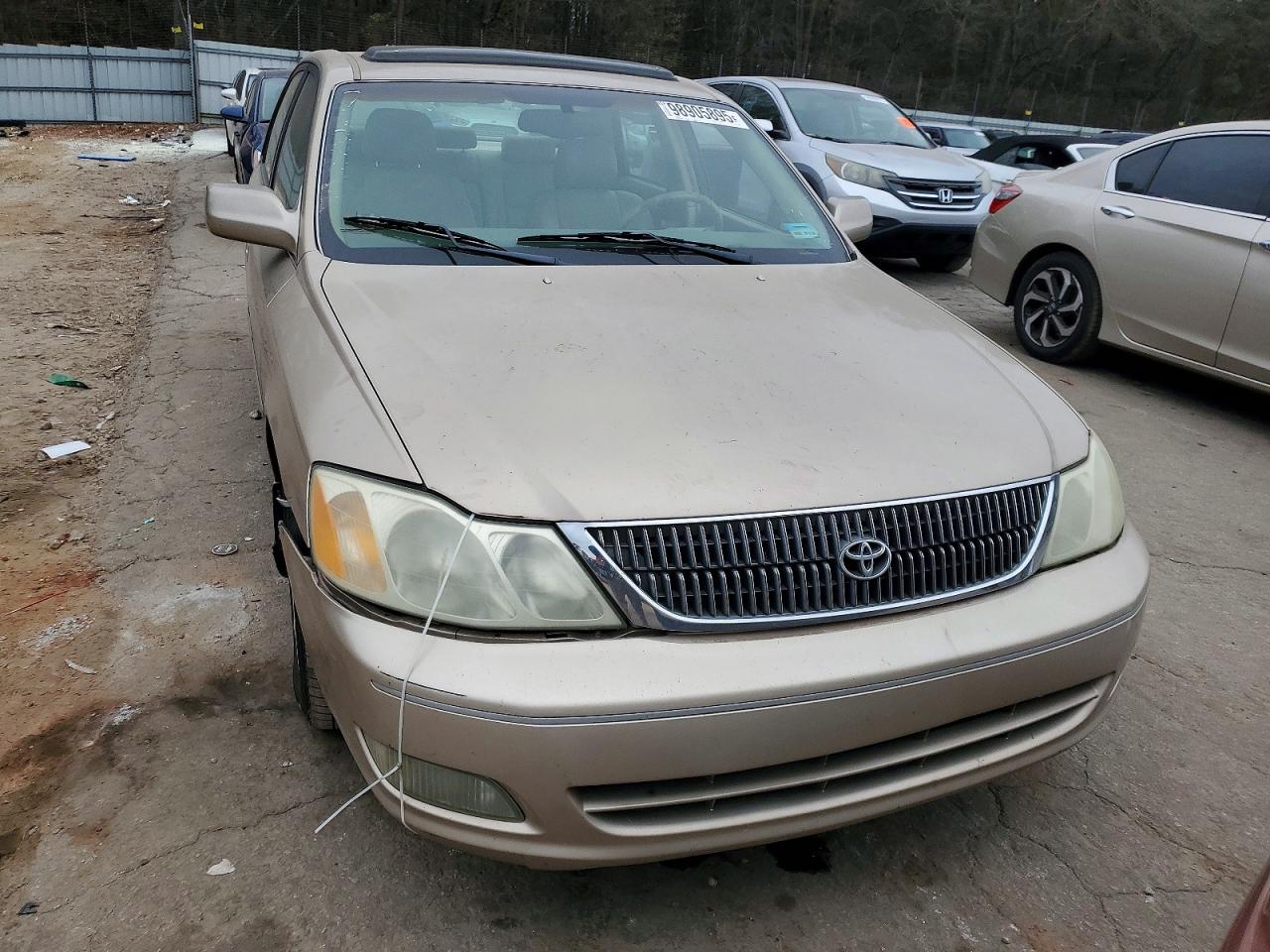 2002 TOYOTA AVALON XL photo 9