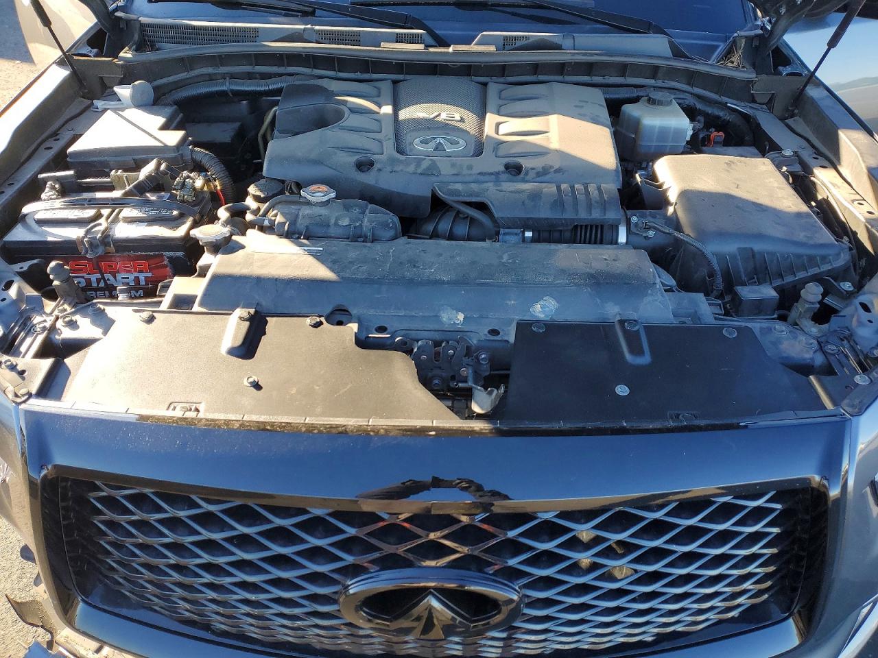 2019 INFINITI QX80 LUXE photo 12