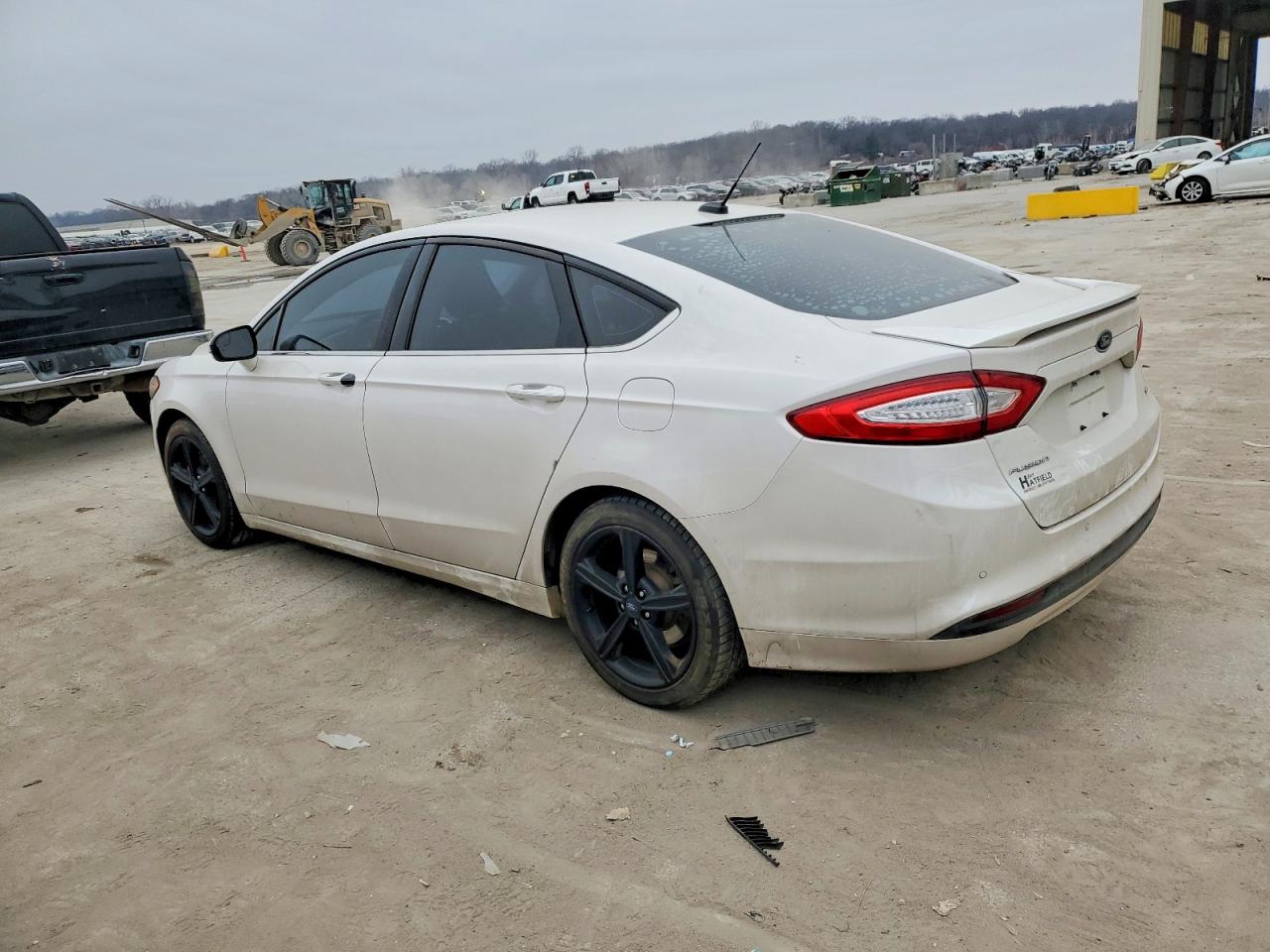 2016 FORD FUSION SE photo 2