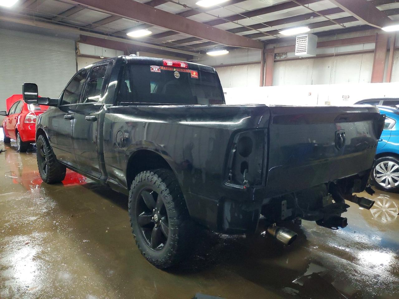 2014 RAM 1500 ST photo 2