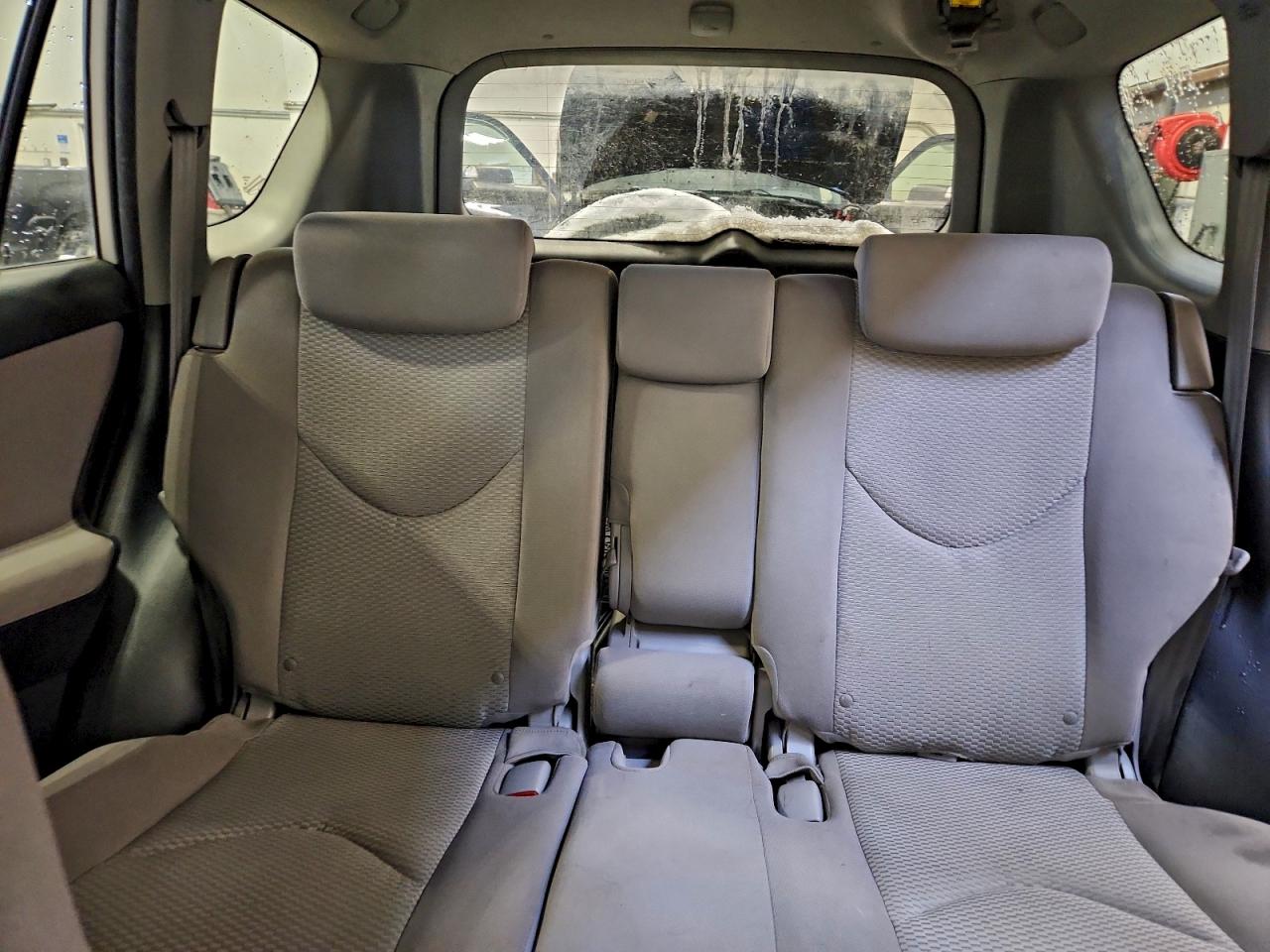 2011 TOYOTA RAV4 LIMITED photo 10