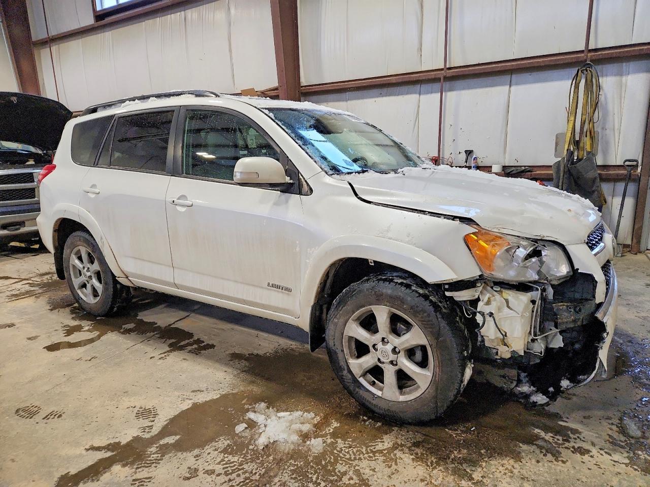 2011 TOYOTA RAV4 LIMITED photo 4