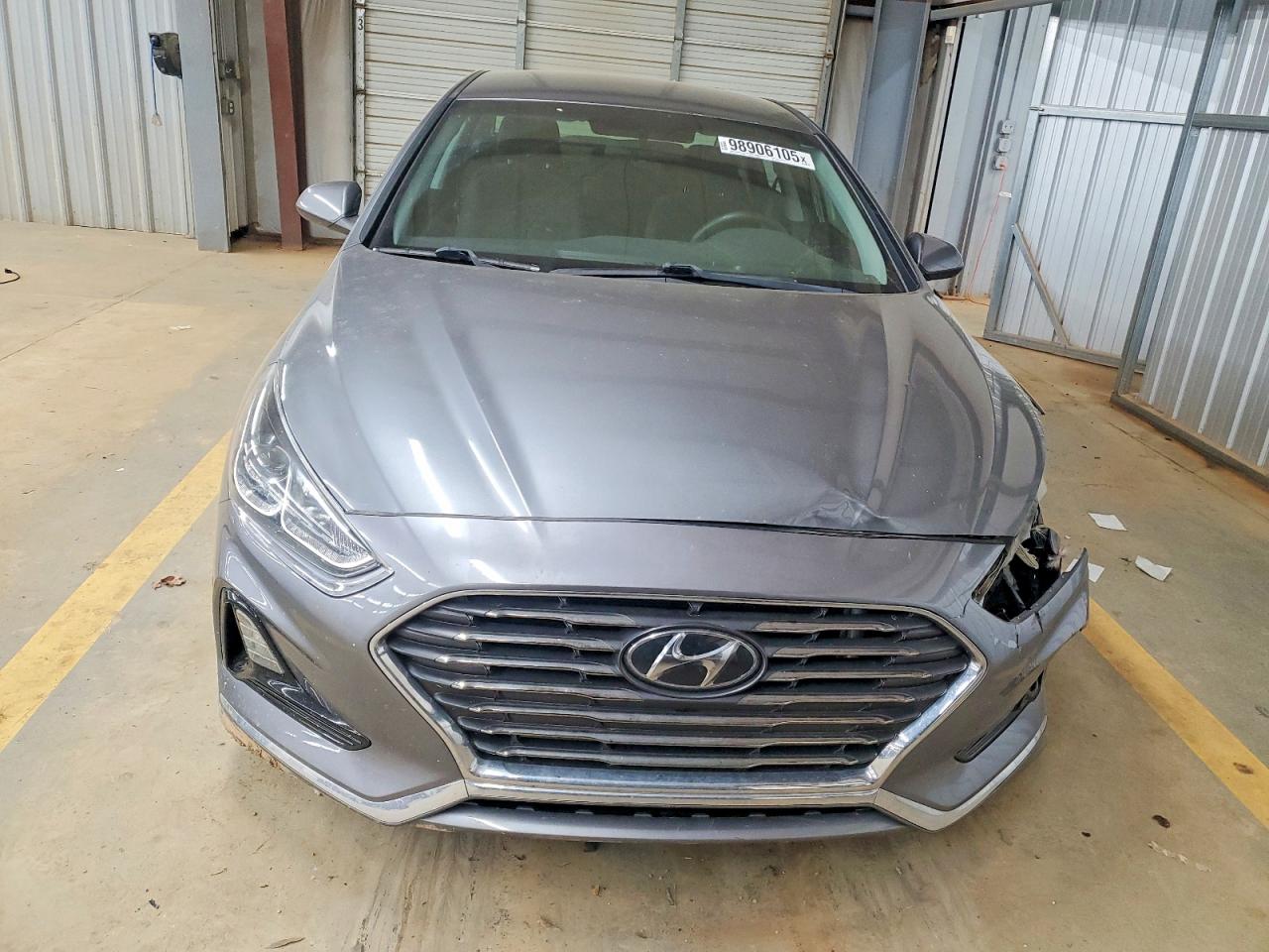 2018 HYUNDAI SONATA SE photo 13