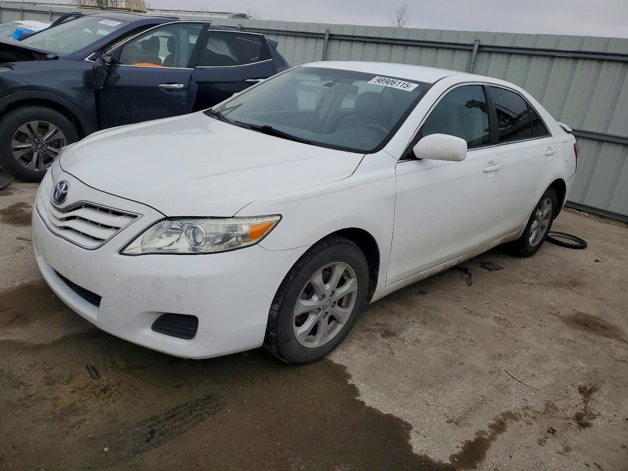 2010 TOYOTA CAMRY
