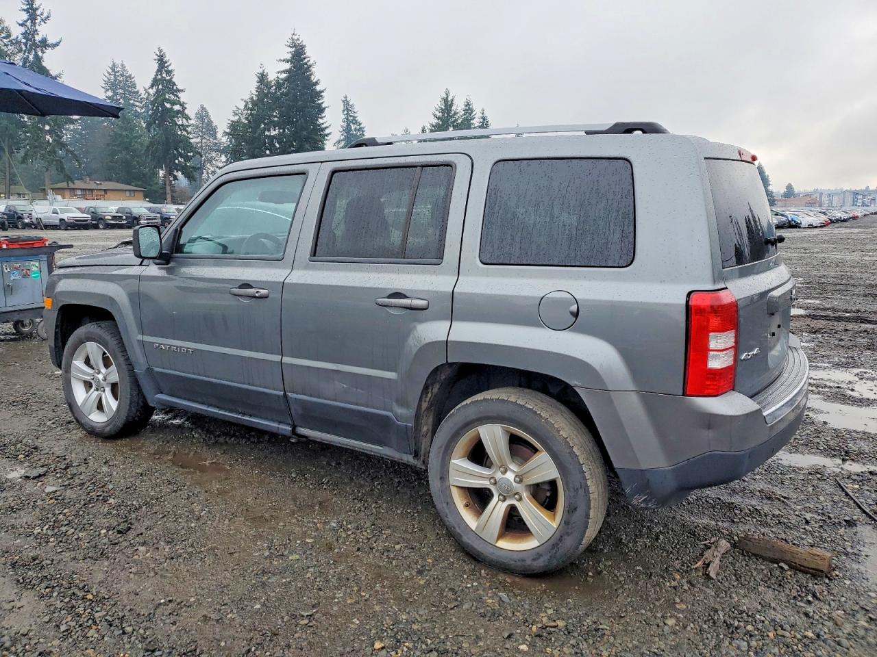 2012 JEEP PATRIOT LIMITED photo 4