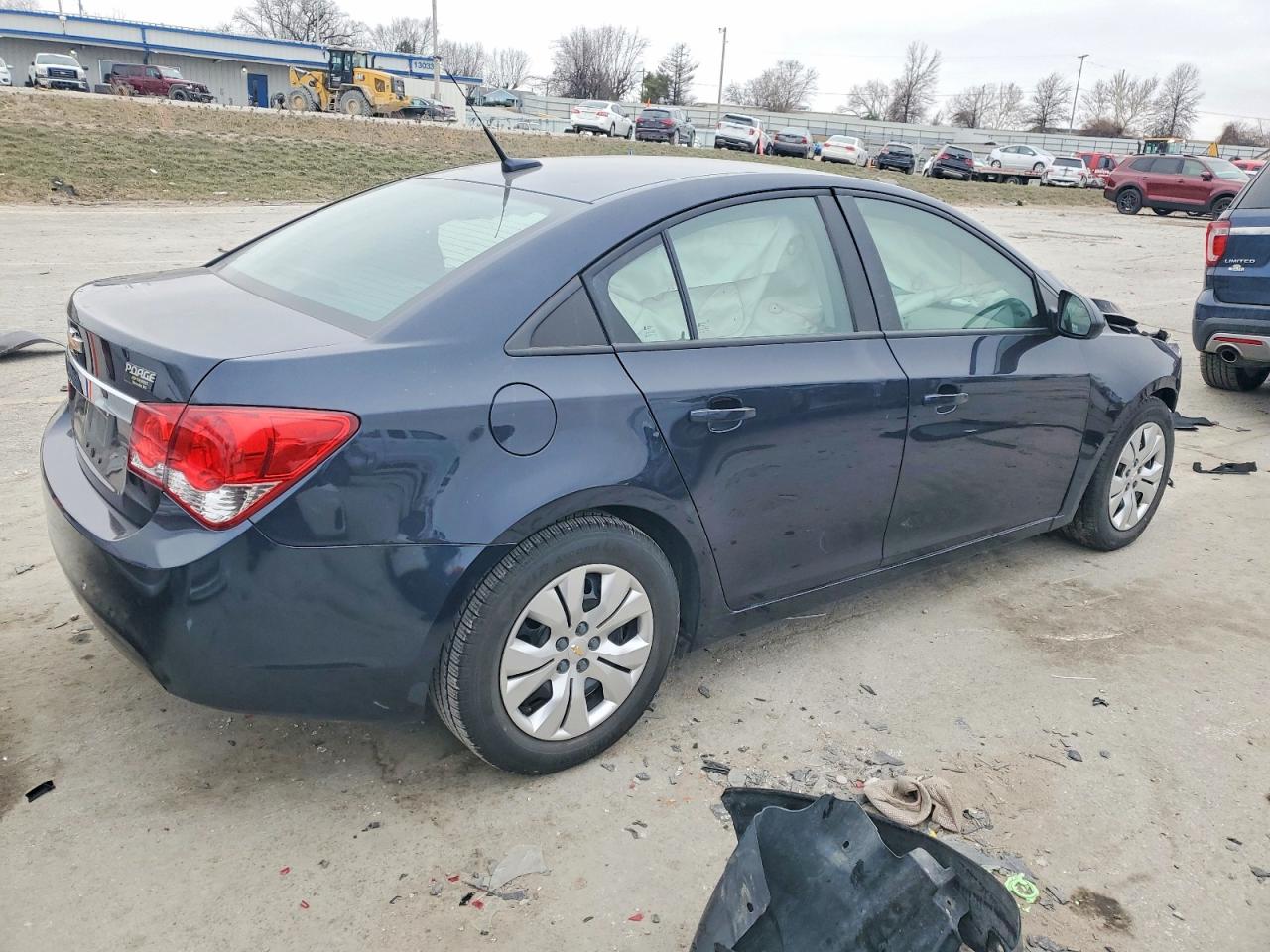 2014 CHEVROLET CRUZE photo 3