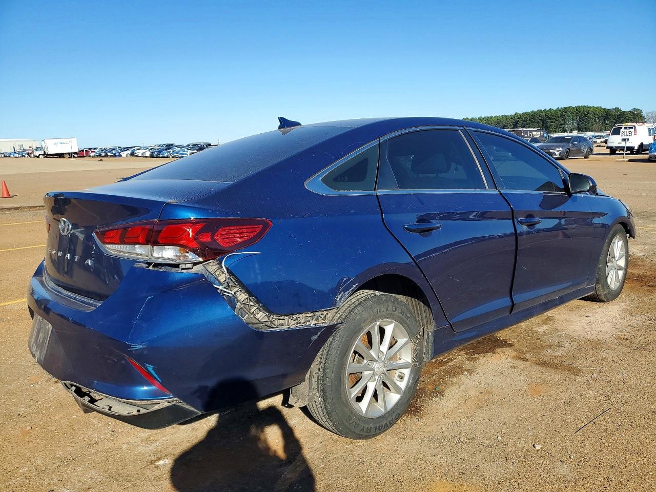 2018 HYUNDAI SONATA SE photo 5