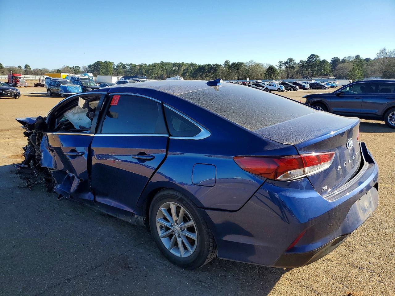 2018 HYUNDAI SONATA SE photo 3