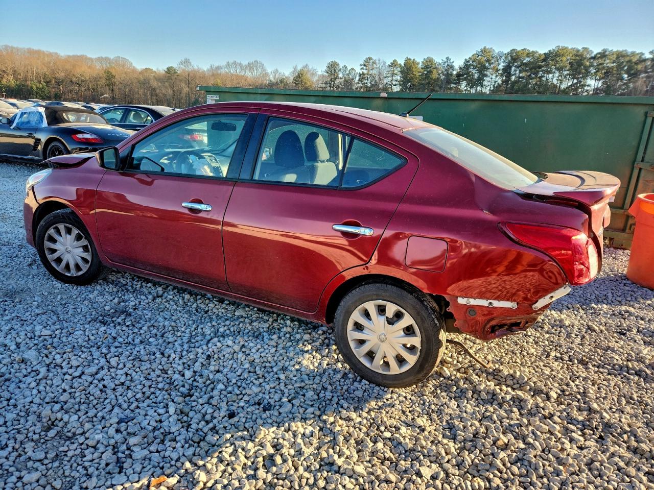 2018 NISSAN VERSA S photo 2