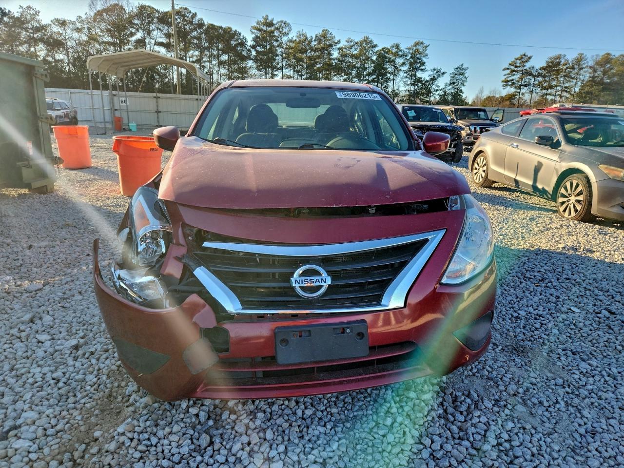 2018 NISSAN VERSA S photo 5
