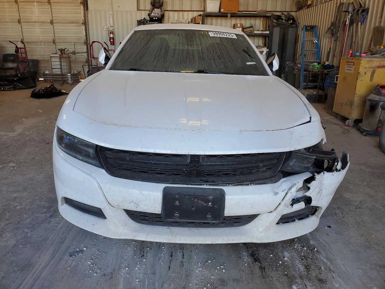 2017 DODGE CHARGER SXT photo 5
