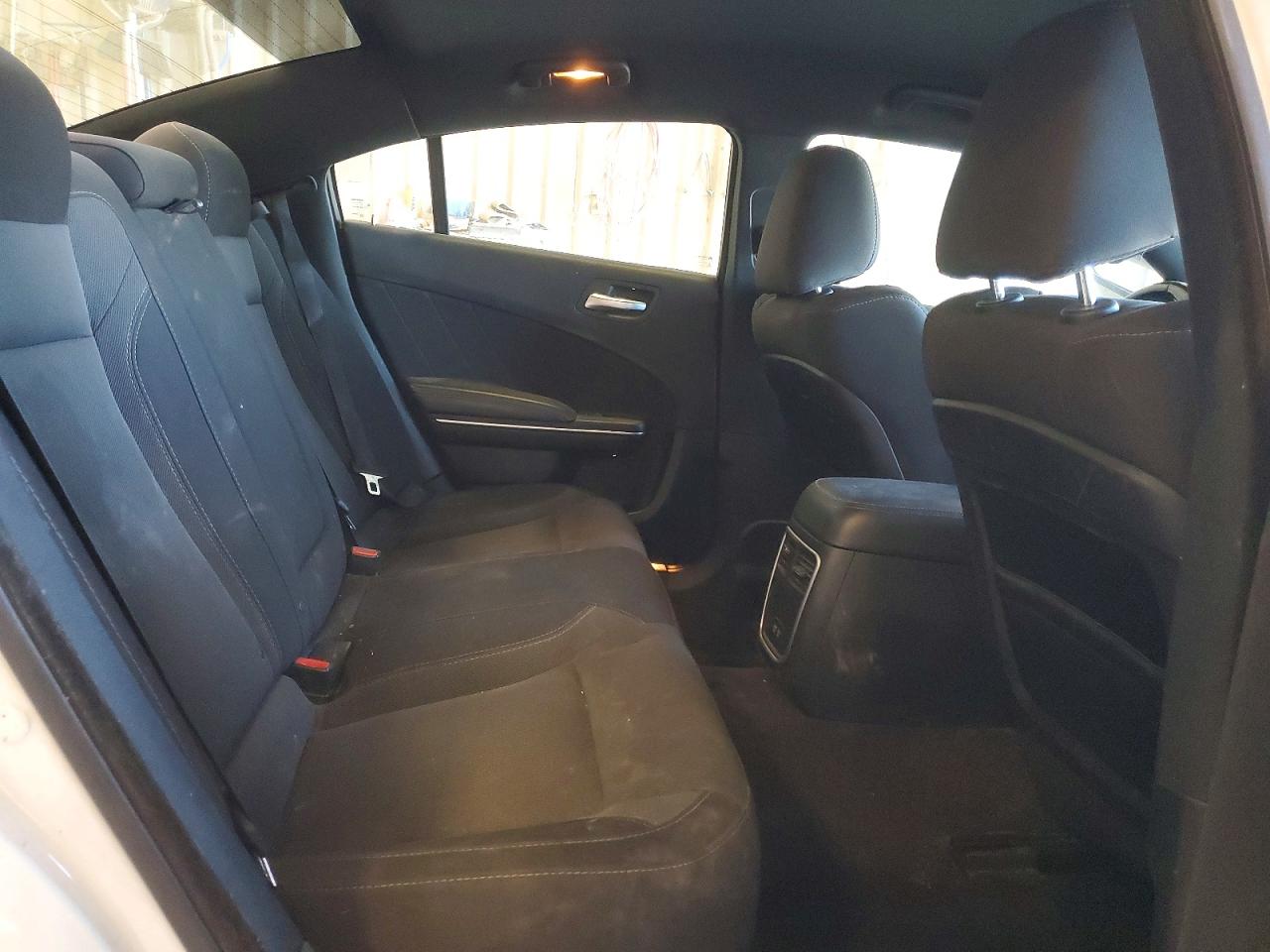 2017 DODGE CHARGER SXT photo 10