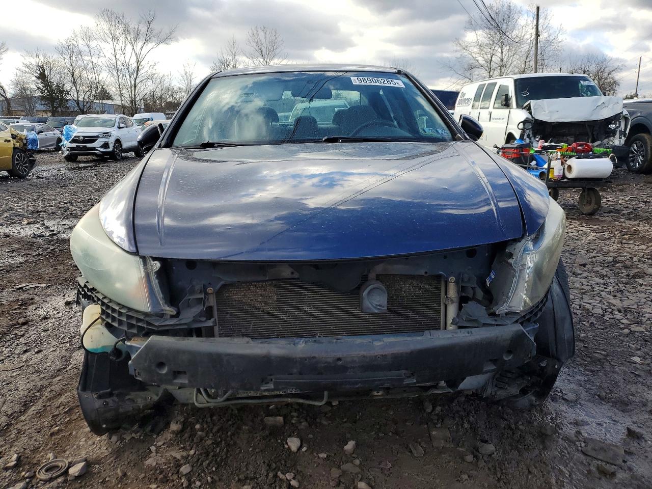 2010 HONDA ACCORD LX photo 5