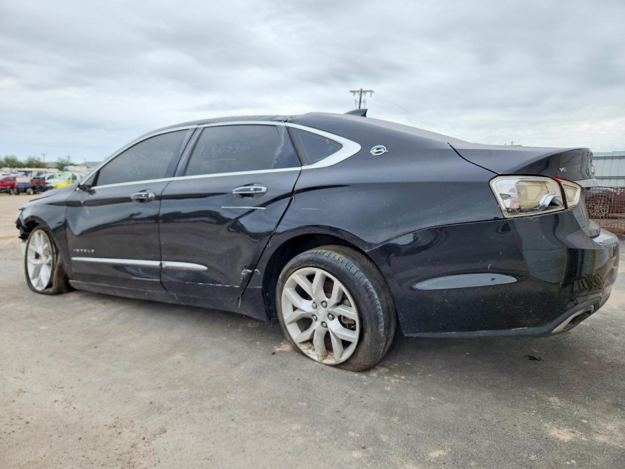 2018 CHEVROLET IMPALA PREMIER photo 2