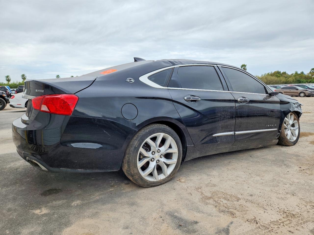 2018 CHEVROLET IMPALA PREMIER photo 3
