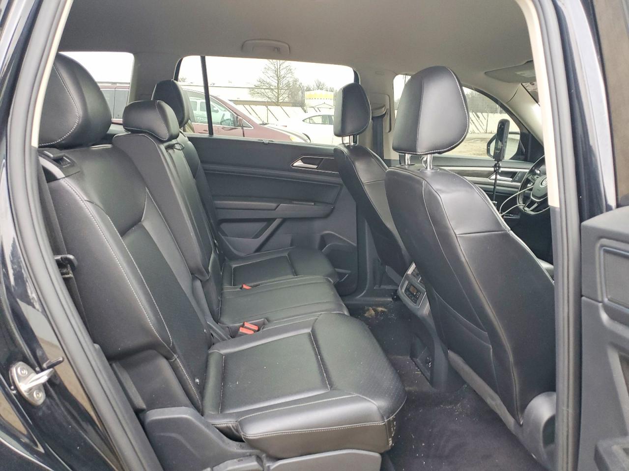 2018 VOLKSWAGEN ATLAS SE photo 11