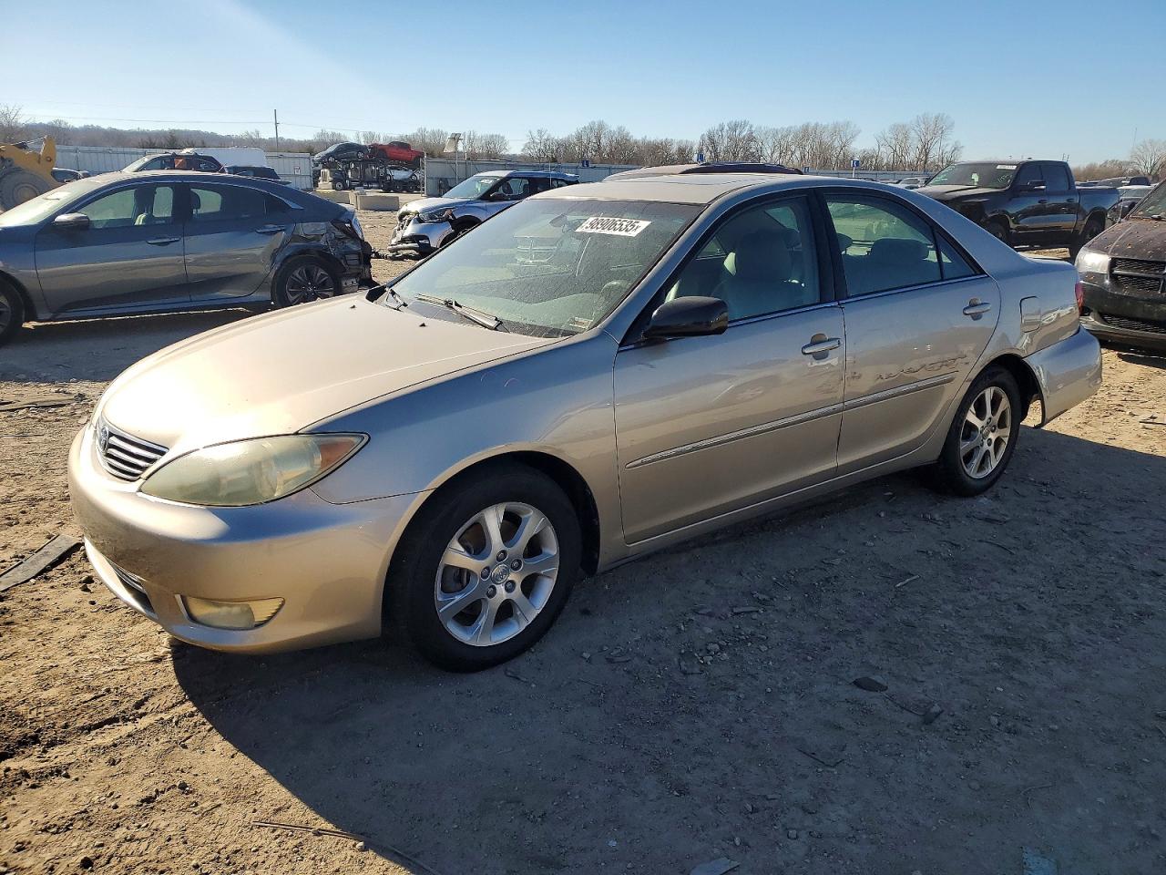 2005 TOYOTA CAMRY