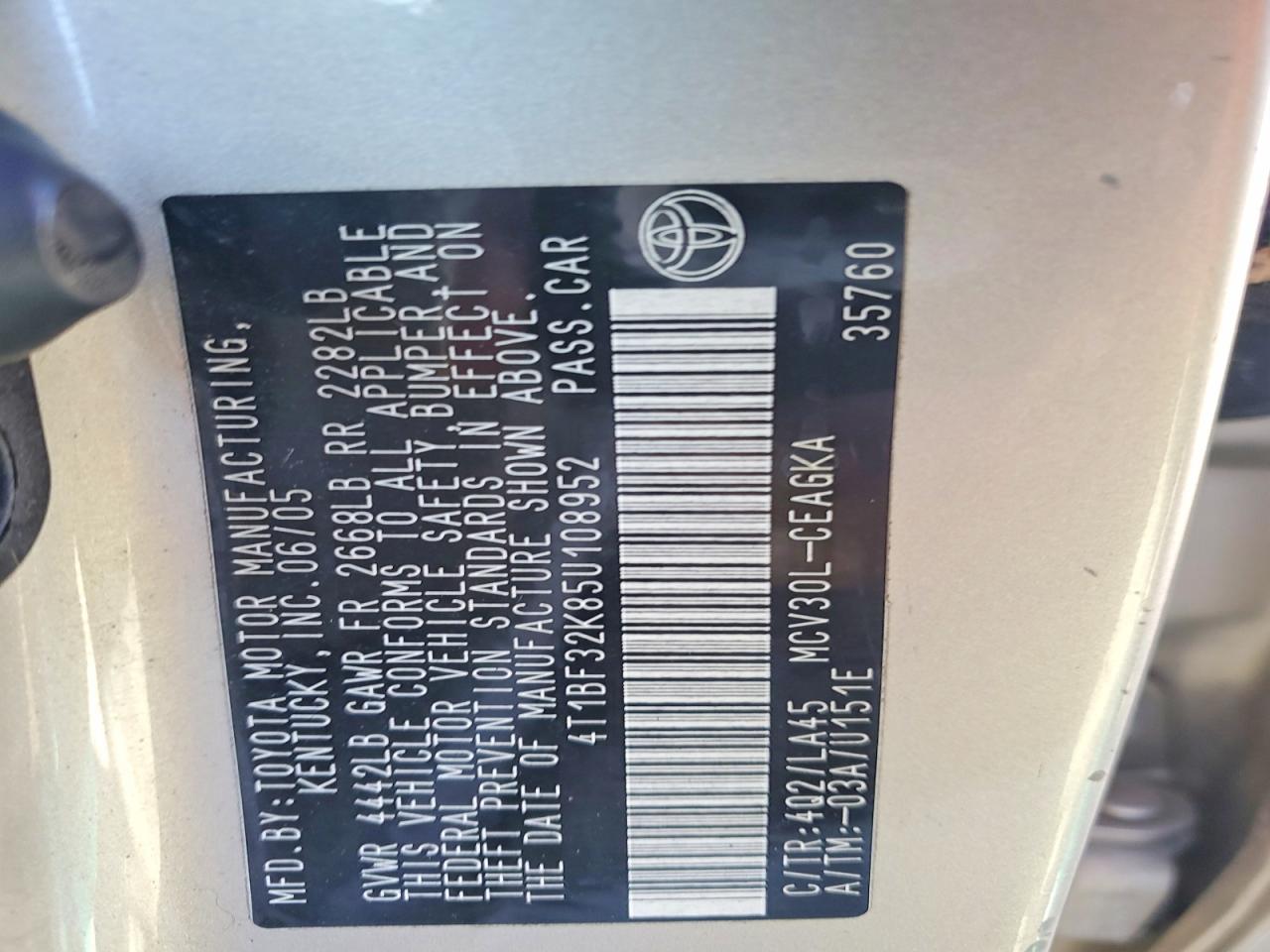 2005 TOYOTA CAMRY LE photo 12