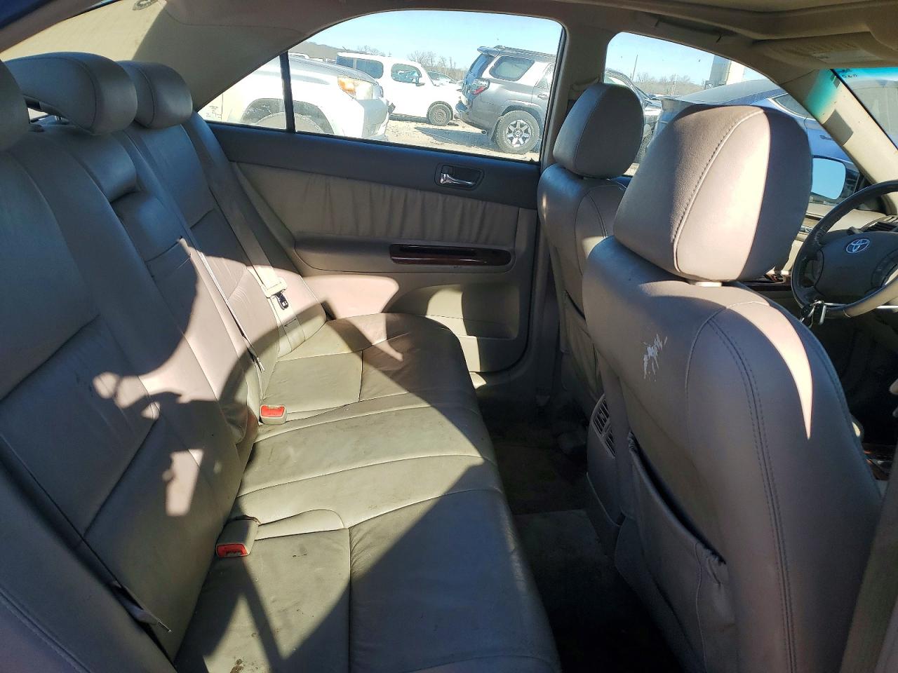 2005 TOYOTA CAMRY LE photo 10