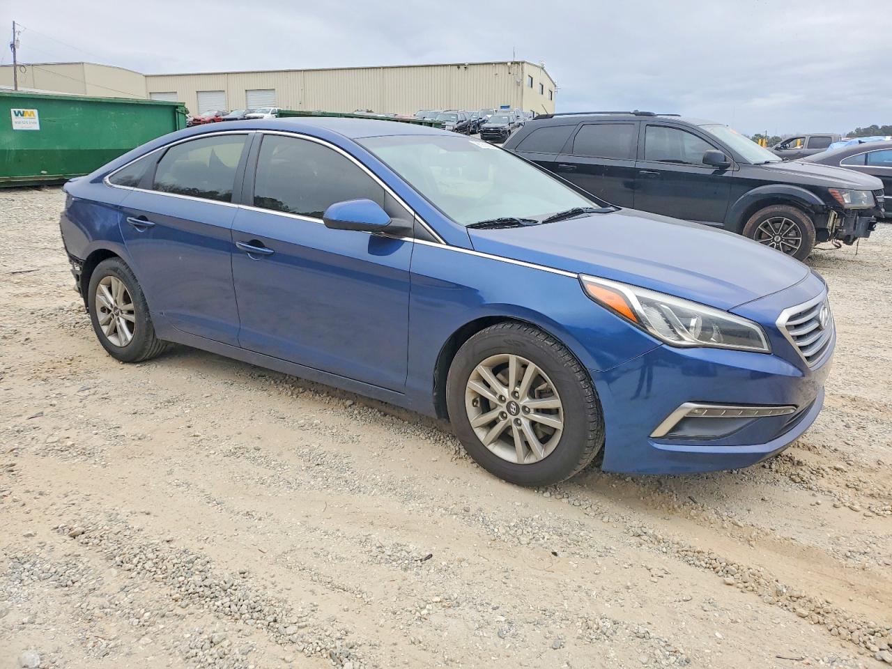 2017 HYUNDAI SONATA SE photo 4