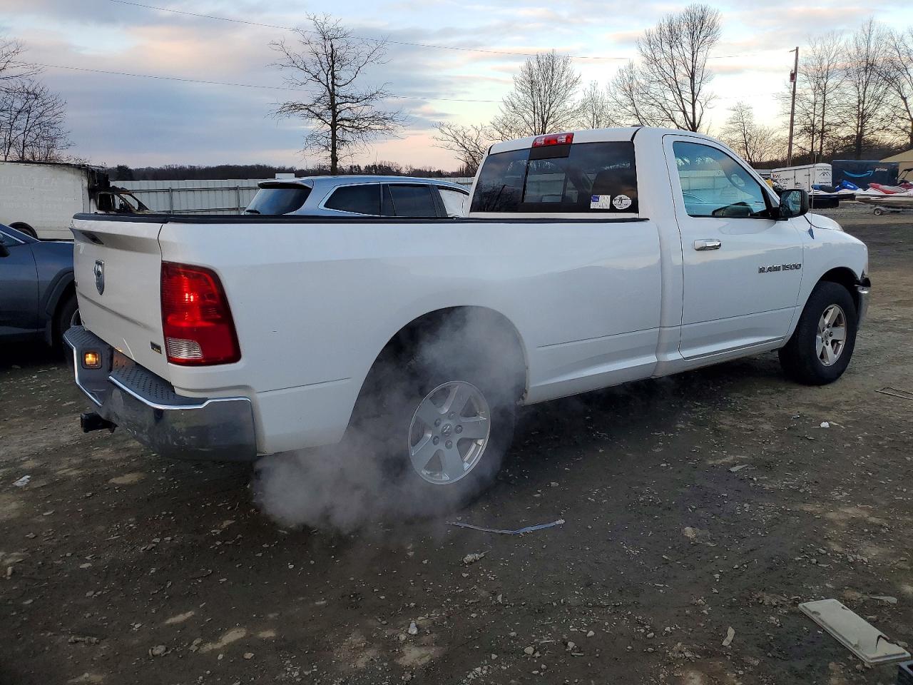 2011 DODGE RAM 1500 photo 5