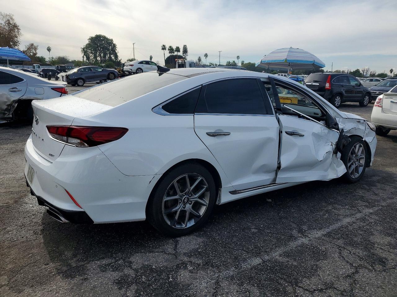 2018 HYUNDAI SONATA SPORT photo 3