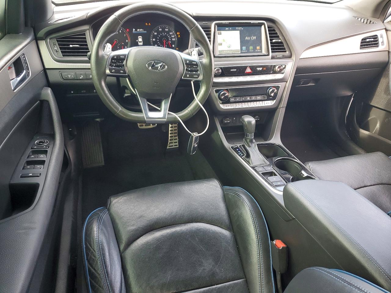2018 HYUNDAI SONATA SPORT photo 8