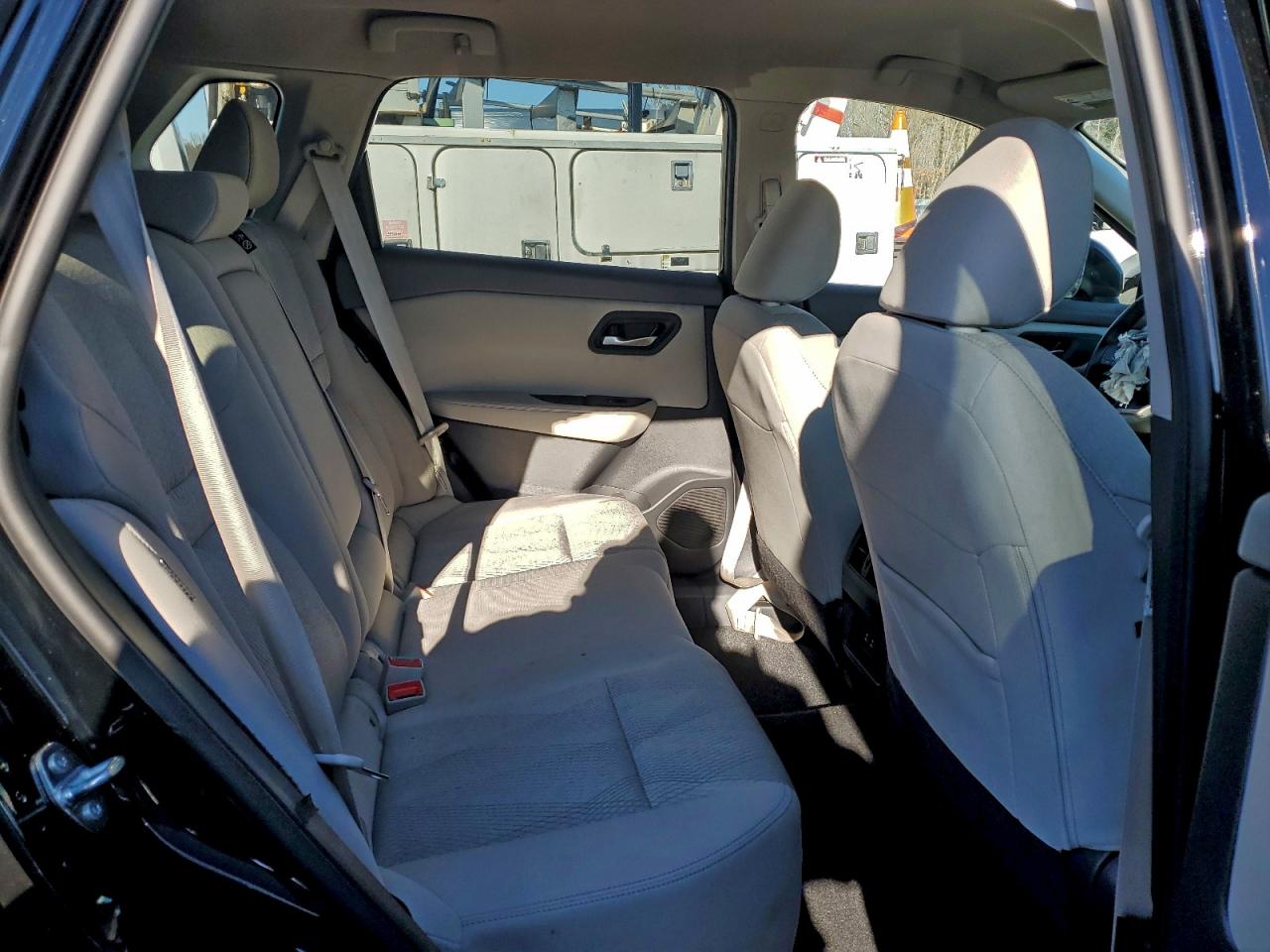 2025 NISSAN ROGUE SV photo 11
